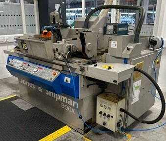 Jones and Shipman 1300X Universal grinding machine 
